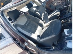 Recambio de asiento delantero derecho para dacia sandero ii 1.5 dci referencia OEM IAM 6158ADD  