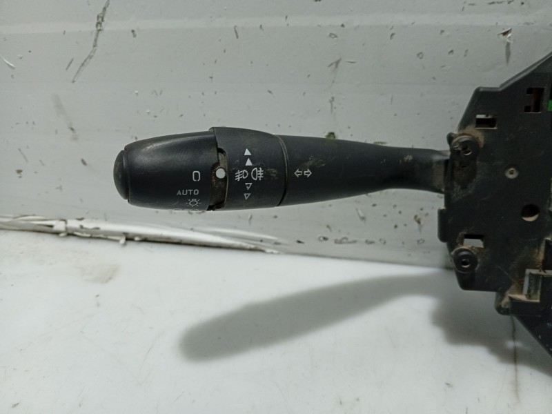 Recambio de mando volante para citroën c5 berlina exclusive referencia OEM IAM 96611303XT 9324063 