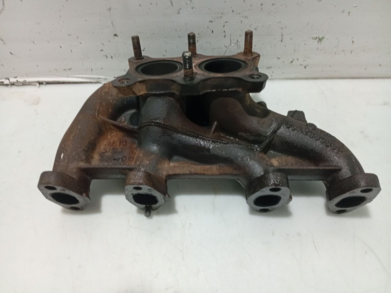 Recambio de colector escape para volkswagen golf iv (1j1) 1.6 referencia OEM IAM 038253033  06A253033P