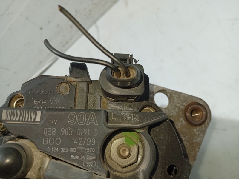 Recambio de alternador para volkswagen golf iv (1j1) 1.6 referencia OEM IAM 028903018X  