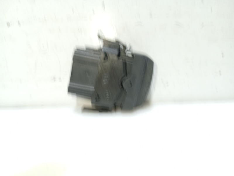 Recambio de interruptor para nissan primastar autobús (x83) dci 80 referencia OEM IAM 6221ICC  