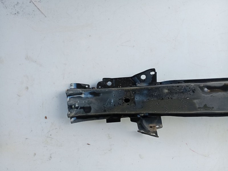 Recambio de refuerzo paragolpes delantero para volkswagen golf iv (1j1) 1.6 referencia OEM IAM 1J0805551E  