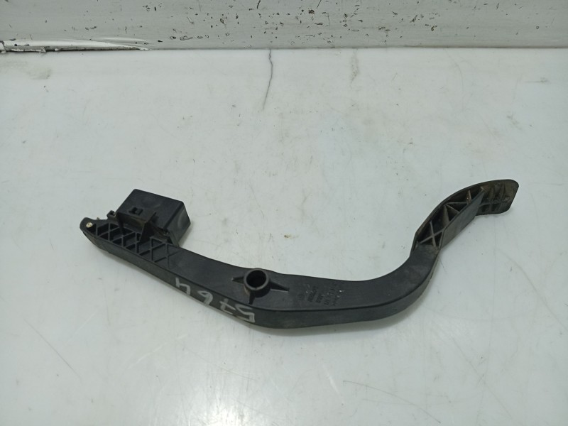 Recambio de potenciometro pedal para volkswagen golf iv (1j1) 1.6 referencia OEM IAM   