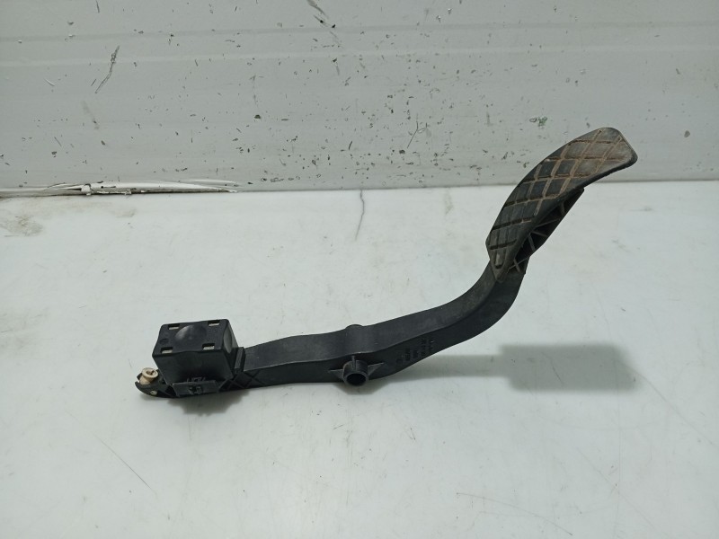 Recambio de potenciometro pedal para volkswagen golf iv (1j1) 1.6 referencia OEM IAM   