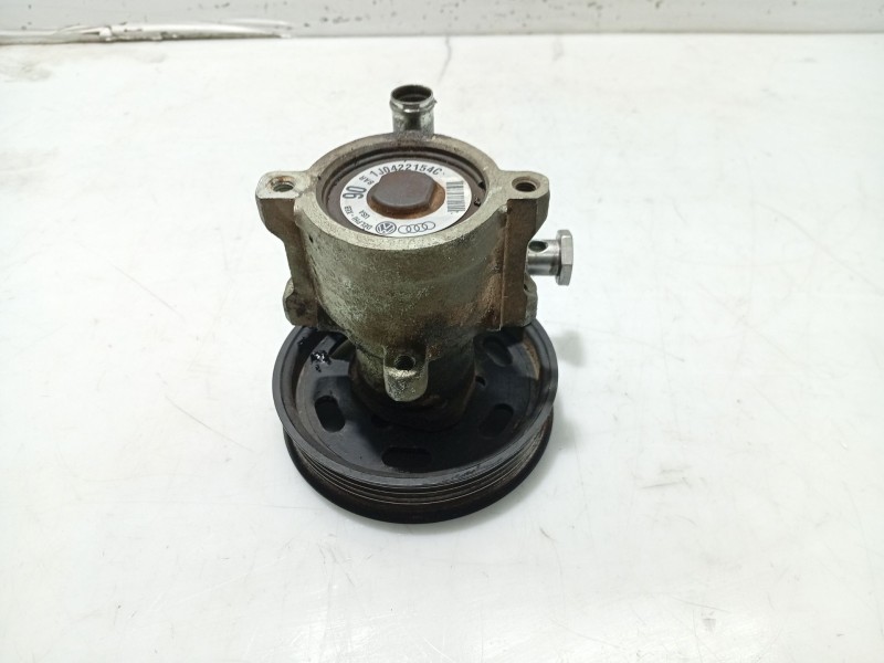 Recambio de bomba direccion para volkswagen golf iv (1j1) 1.6 referencia OEM IAM   