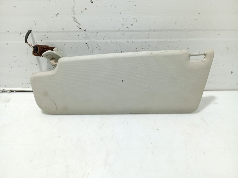 Recambio de parasol derecho para volkswagen golf iv (1j1) 1.6 referencia OEM IAM 3B0857552A  