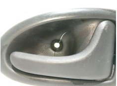 Recambio de maneta interior delantera derecha para nissan primastar autobús (x83) dci 80 referencia OEM IAM 8067000Q0F 820002899 2