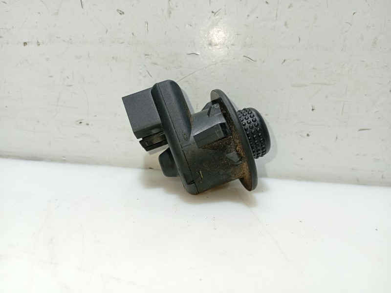 Recambio de mando retrovisor para nissan primastar autobús (x83) dci 80 referencia OEM IAM 2557000QAC  