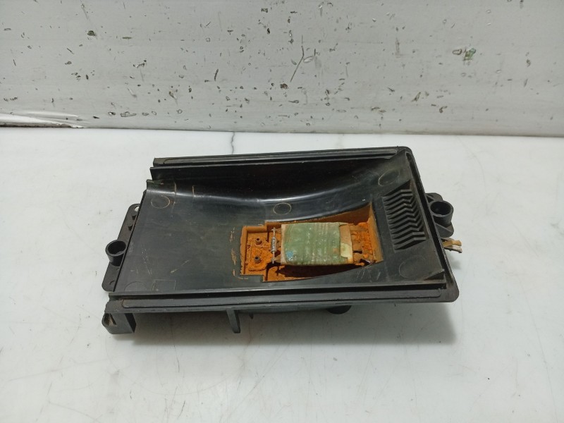 Recambio de resistencia calefaccion para volkswagen golf iv (1j1) 1.6 referencia OEM IAM 1J0819022A  