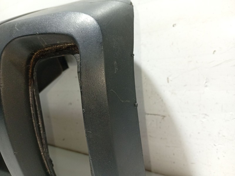 Recambio de moldura para nissan primastar autobús (x83) dci 80 referencia OEM IAM 8200004625  