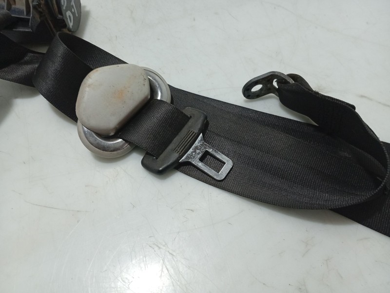 Recambio de cinturon seguridad trasero derecho para volkswagen golf iv (1j1) 1.6 referencia OEM IAM 55041680 991025 