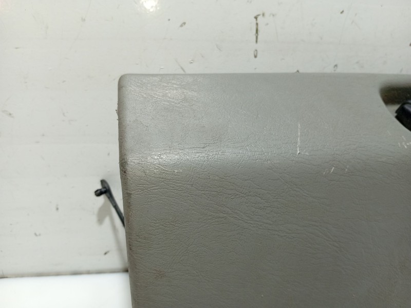 Recambio de guantera para nissan primastar autobús (x83) dci 80 referencia OEM IAM 6825200QAD 6825200Q0A 