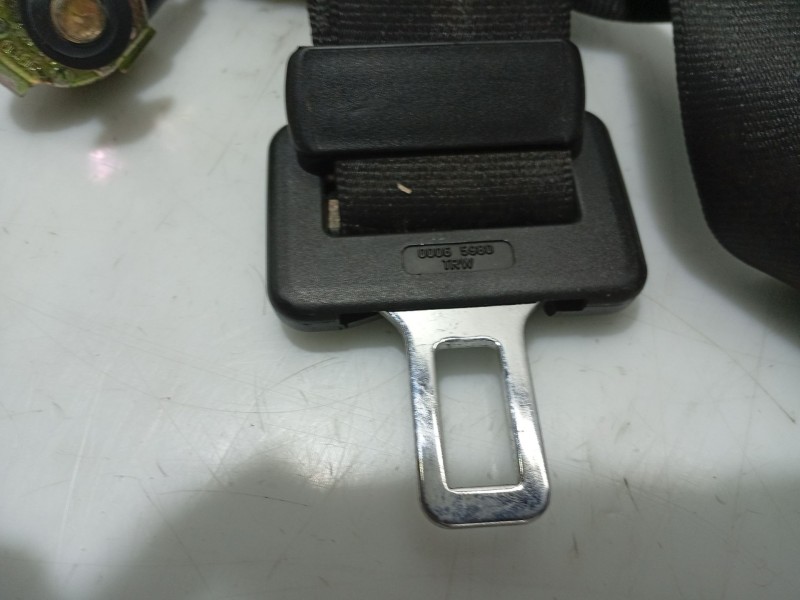 Recambio de cinturon seguridad trasero central para volkswagen golf iv (1j1) 1.6 referencia OEM IAM 00065980  