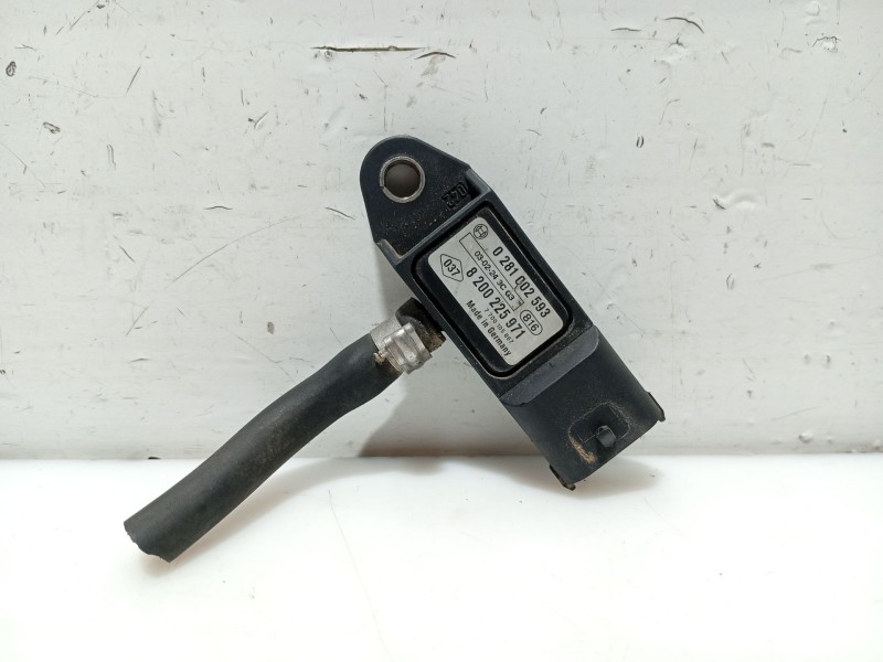 Recambio de sensor para nissan primastar autobús (x83) dci 80 referencia OEM IAM 8200225971  0281002593