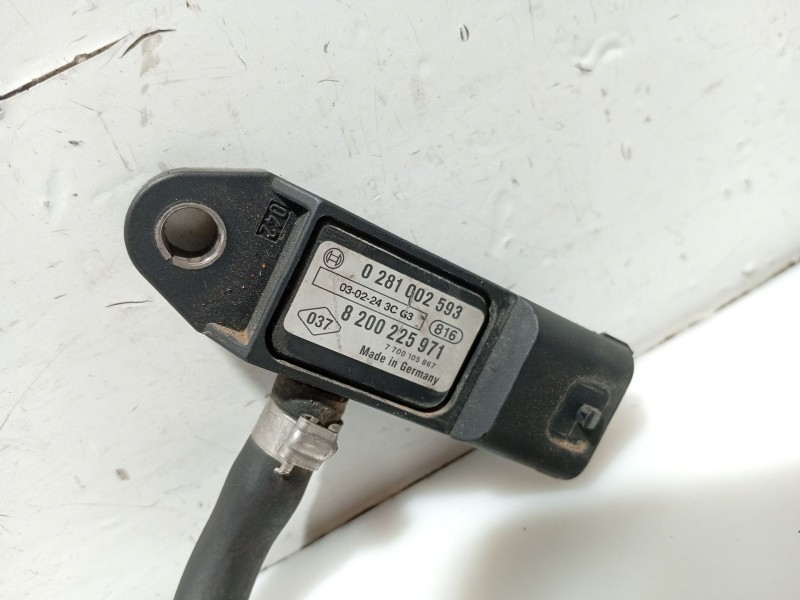 Recambio de sensor para nissan primastar autobús (x83) dci 80 referencia OEM IAM 8200225971  0281002593