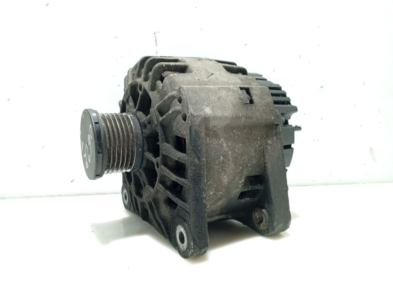 Recambio de alternador para nissan primastar autobús (x83) dci 80 referencia OEM IAM 2310000Q1A 2310000QBD 2310000QBE