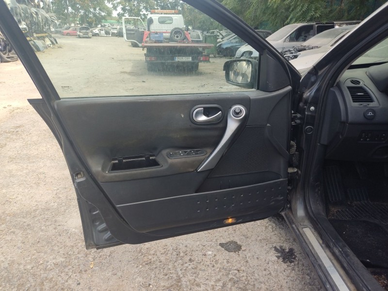 renault megane ii sedán (lm0/1_) del año 2006