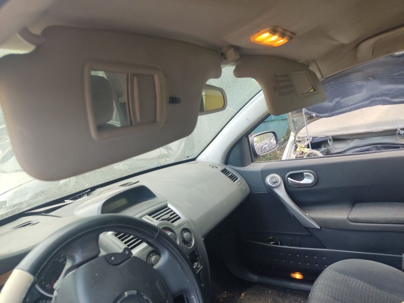 renault megane ii sedán (lm0/1_) del año 2006