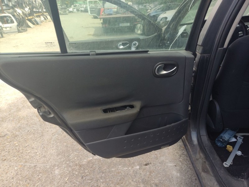 renault megane ii sedán (lm0/1_) del año 2006