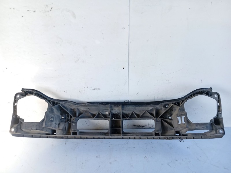 Recambio de panel frontal para nissan primastar autobús (x83) dci 80 referencia OEM IAM 6250000Q0D  