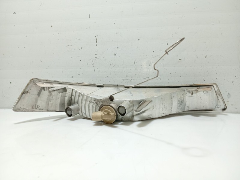 Recambio de piloto delantero izquierdo para nissan primastar autobús (x83) dci 80 referencia OEM IAM 2613500QAC 2613500Q0A 