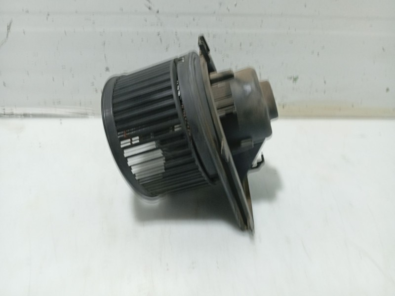 Recambio de motor calefaccion para seat leon (1m1) 1.6 16 v referencia OEM IAM   