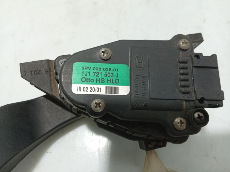 Recambio de potenciometro pedal para seat leon (1m1) 1.6 16 v referencia OEM IAM 1J1721503J  6PV00802601