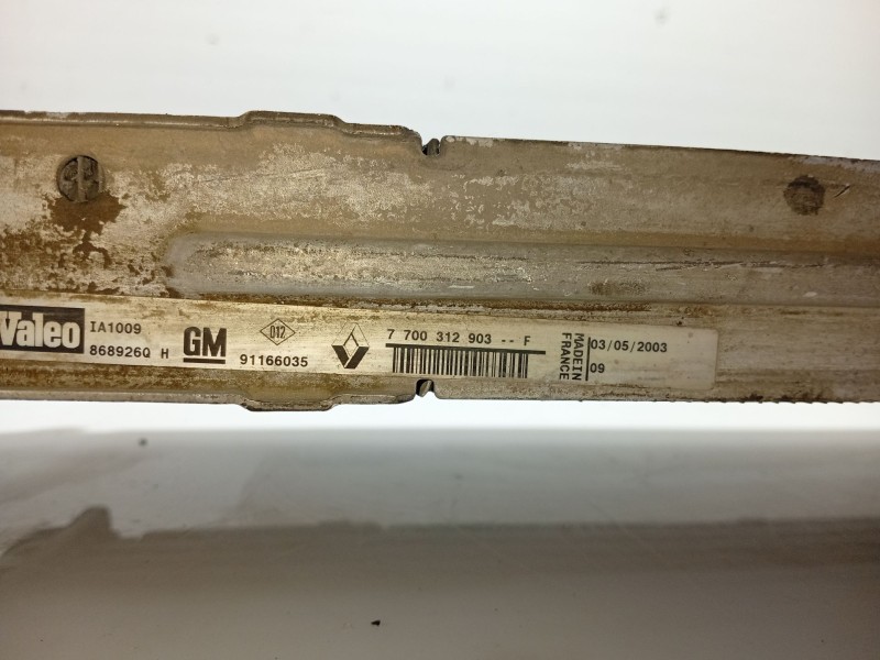 Recambio de intercooler para nissan primastar autobús (x83) dci 80 referencia OEM IAM 1449600QAA 7700312903F 91166035