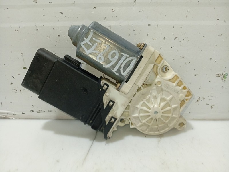 Recambio de elevalunas delantero izquierdo para seat leon (1m1) 1.6 16 v referencia OEM IAM 1M0837755  