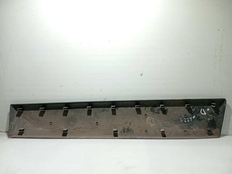 Recambio de moldura para nissan primastar autobús (x83) dci 80 referencia OEM IAM   