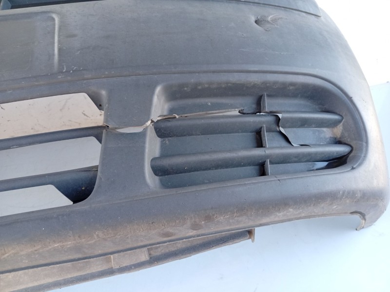 Recambio de paragolpes delantero para nissan primastar autobús (x83) dci 80 referencia OEM IAM 6265100QAF 6265100QAH 