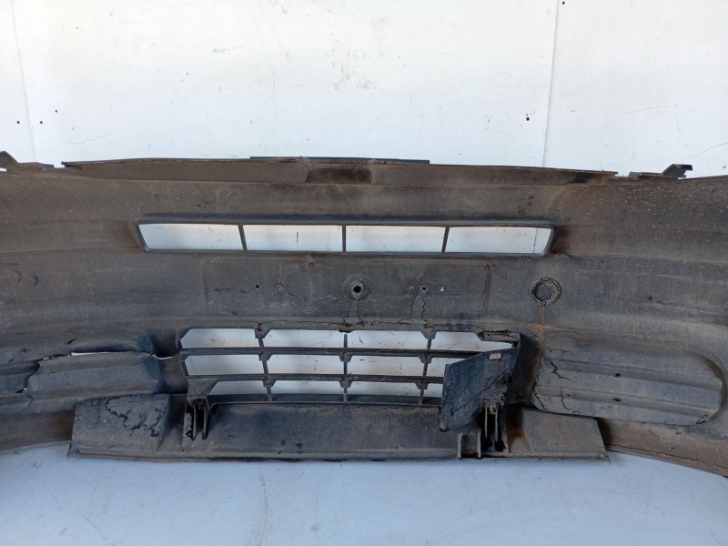 Recambio de paragolpes delantero para nissan primastar autobús (x83) dci 80 referencia OEM IAM 6265100QAF 6265100QAH 