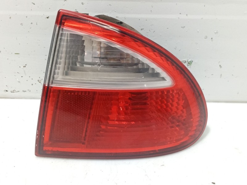 Recambio de piloto trasero derecho para seat leon (1m1) 1.6 16 v referencia OEM IAM 1M6945112  