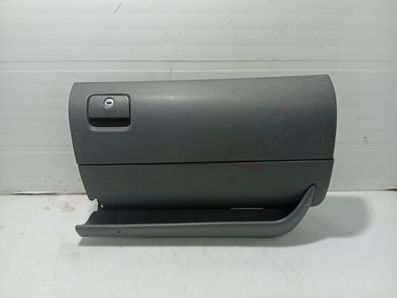 Recambio de guantera para seat leon (1m1) 1.6 16 v referencia OEM IAM 1M1857103  1M1857104