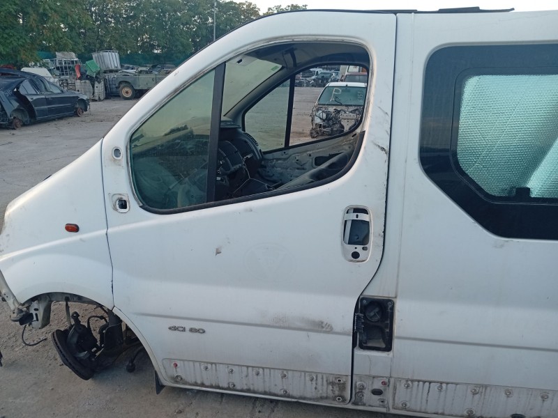 Recambio de puerta delantera izquierda para nissan primastar autobús (x83) dci 80 referencia OEM IAM 8010100Q0C  