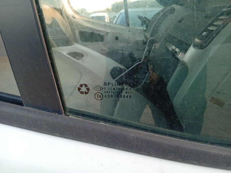 Recambio de luna custodia delantera derecha para nissan primastar autobús (x83) dci 80 referencia OEM IAM 8028600QAB  