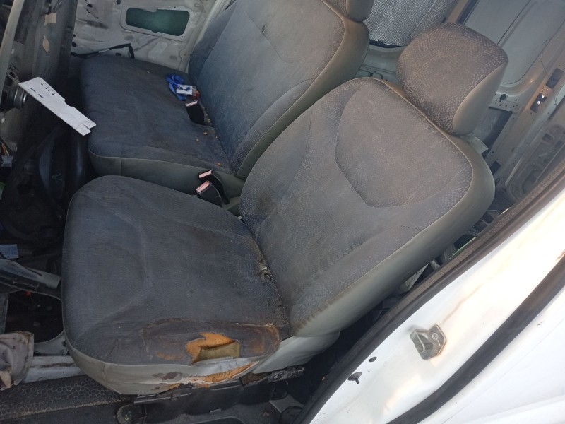 Recambio de asiento delantero izquierdo para nissan primastar autobús (x83) dci 80 referencia OEM IAM 6122ADI  