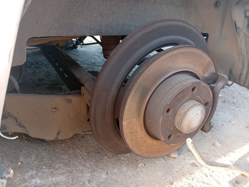 Recambio de puente trasero para nissan primastar autobús (x83) dci 80 referencia OEM IAM 5540100Q0G 5540100Q0A 5540100QAG