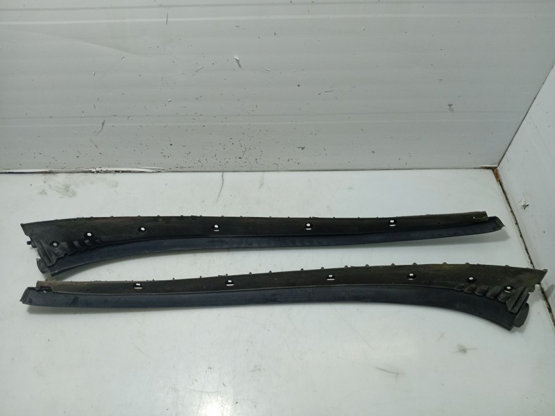 Recambio de moldura para seat altea xl (5p5, 5p8) 1.9 tdi referencia OEM IAM 5P0854319D3FZ 5P0854320D3FZ 