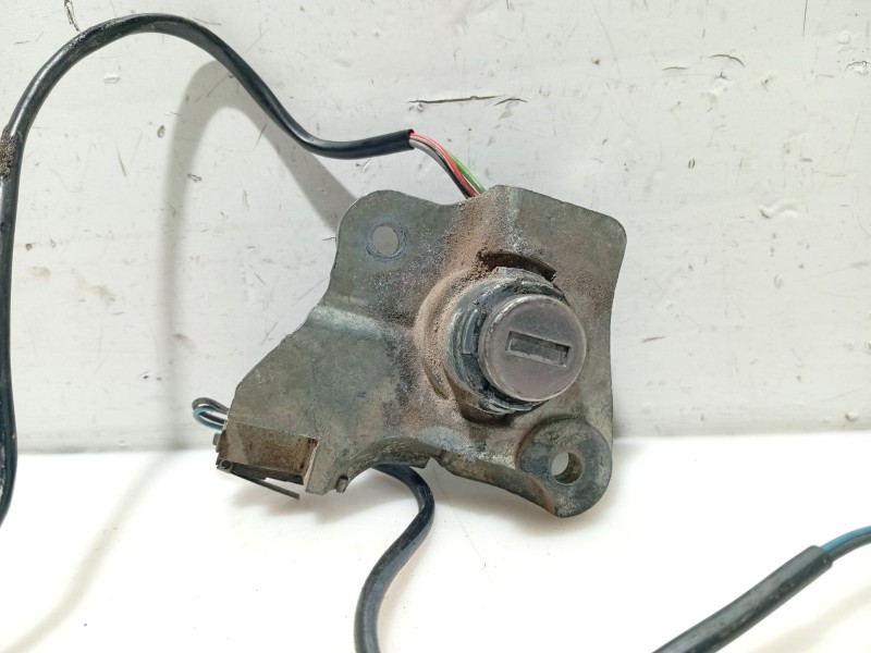 Recambio de bombin porton trasero para seat alhambra (7v8, 7v9) 1.9 tdi referencia OEM IAM 7M0827297  