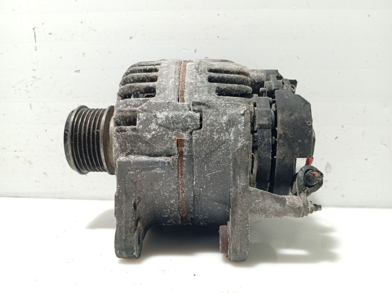 Recambio de alternador para seat alhambra (7v8, 7v9) 1.9 tdi referencia OEM IAM 038903018PX 028903025L / 028903018AX 0124315005 
