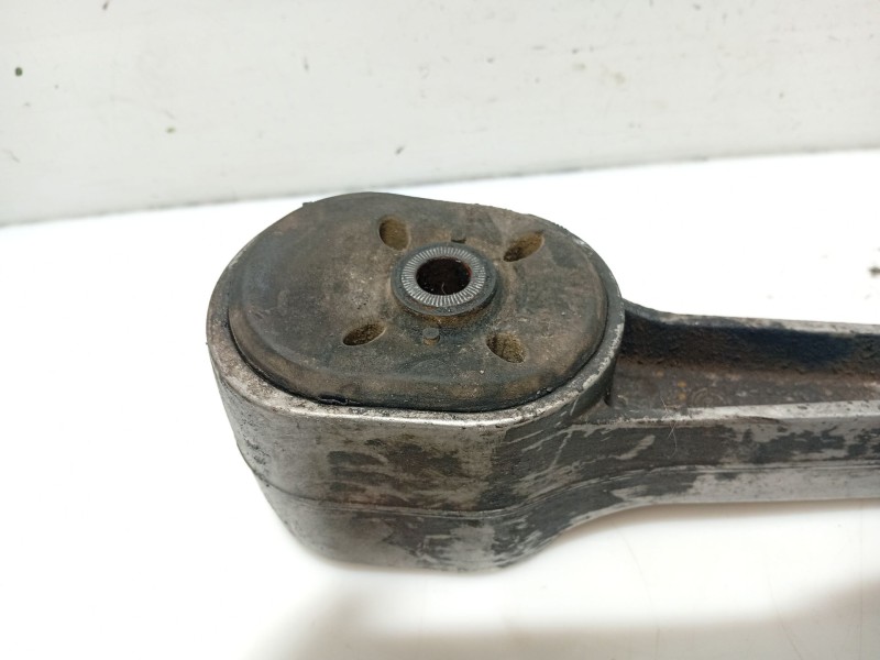 Recambio de soporte para seat alhambra (7v8, 7v9) 1.9 tdi referencia OEM IAM 7M0399201CA  