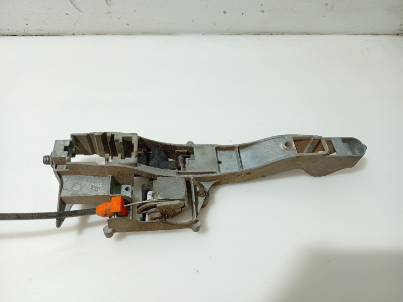 Recambio de cerradura puerta trasera izquierda para citroën c4 picasso referencia OEM IAM 9137H1  