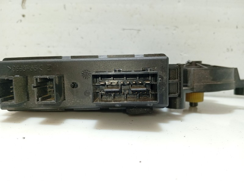 Recambio de motor elevalunas delantero izquierdo para citroën c4 picasso referencia OEM IAM 9221CY 9682495680 