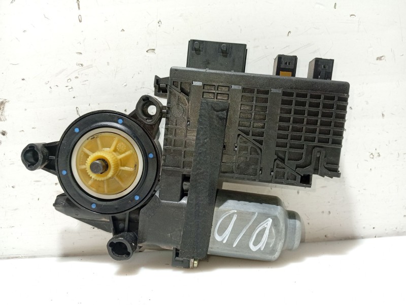 Recambio de motor elevalunas delantero derecho para citroën c4 picasso referencia OEM IAM 9222CX 9682495580 