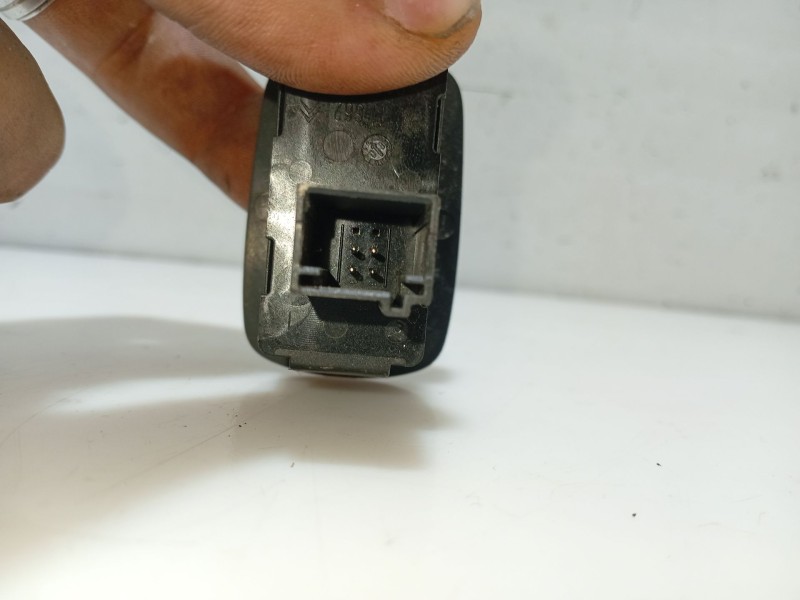 Recambio de mando elevalunas trasero izquierdo para citroën c4 picasso referencia OEM IAM 6554YJ 96639378ZD 