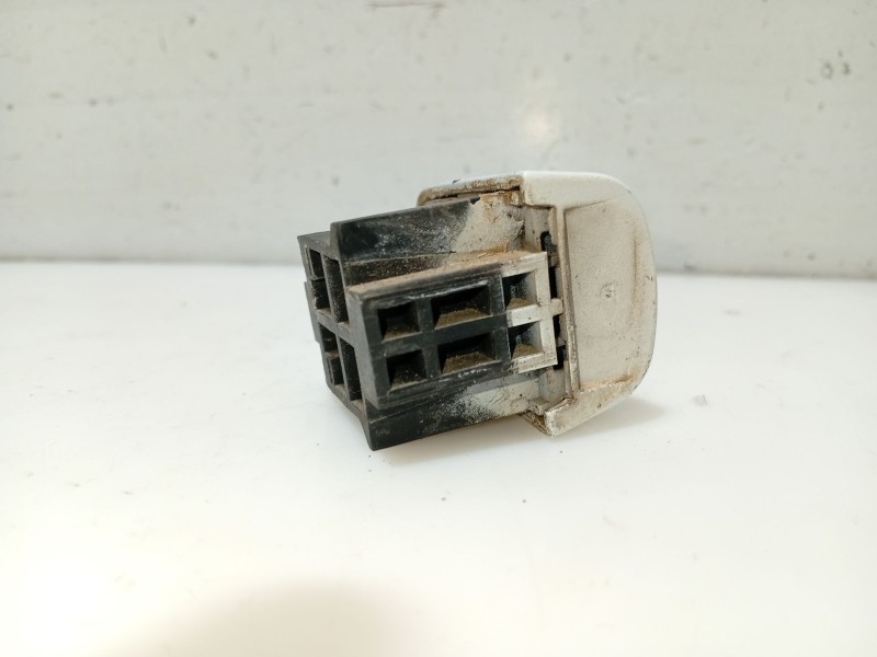 Recambio de moldura para citroën c4 picasso referencia OEM IAM 96816438977  