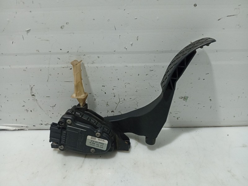 Recambio de potenciometro pedal para seat toledo ii (1m2) 1.9 tdi referencia OEM IAM 1J1721503H 6PV00777001 