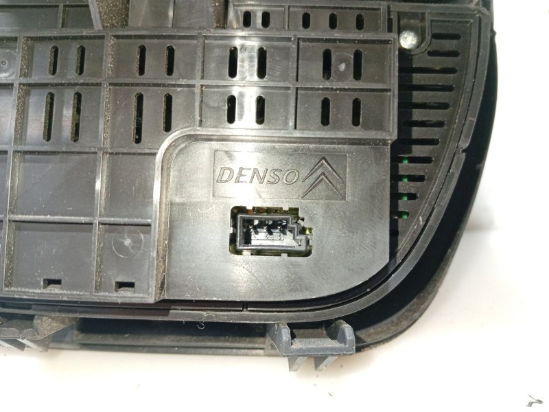 Recambio de mando climatizador para citroën c4 picasso referencia OEM IAM 9650868877 A83007600 SN00217631