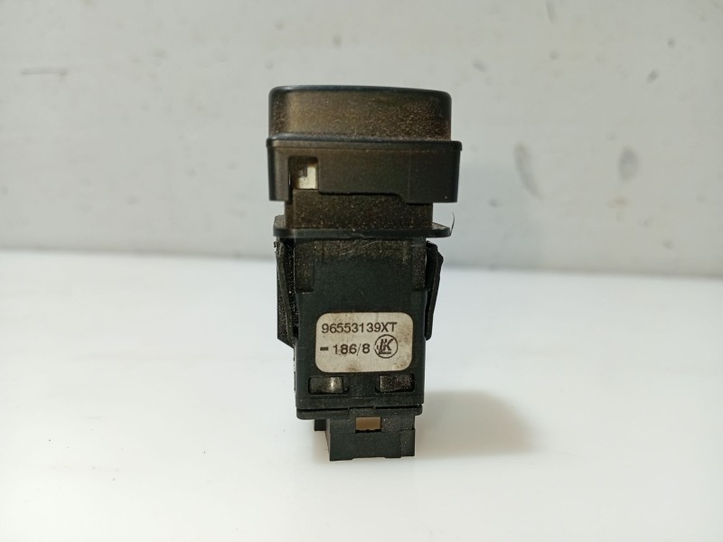 Recambio de interruptor para citroën c4 picasso referencia OEM IAM 96553139XT  